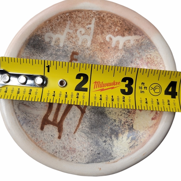 Small pottery dish - Picture 3 of 4